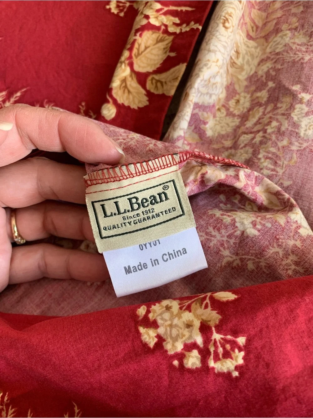 L.L. Bean Red and Cream Floral Duvet Cover